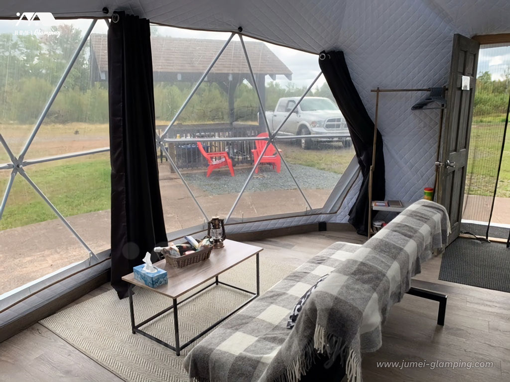 Interior decoration of the Glamping Dome